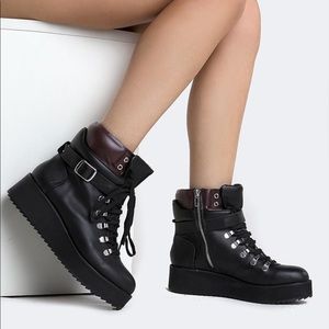 Steve Madden hiking boots